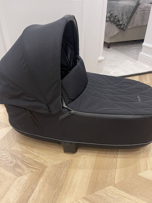 Cybex зимен кош и чувал