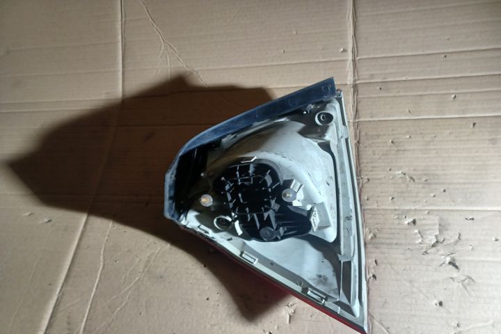 Lampa stop dreapta pe aripa Volkswagen VW Golf 5  [din 2003 pana  2009] seria Plus minivan 1.4 MT (