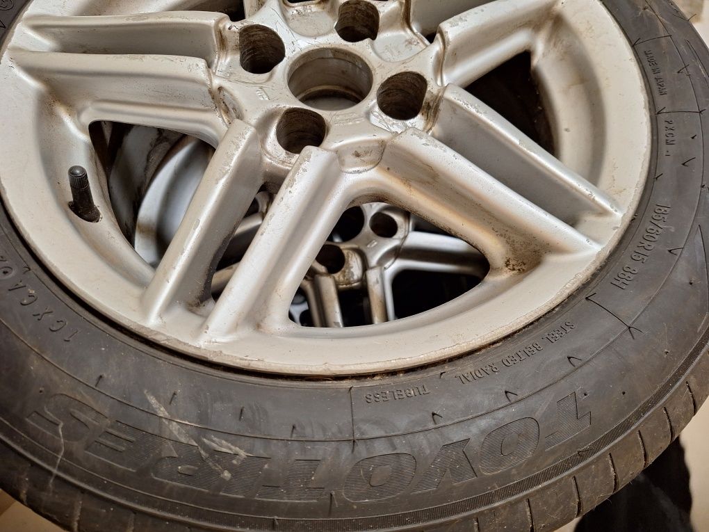 Акумулатор MOLL 75ah, гуми 15" ToyoTires ProxesComfort