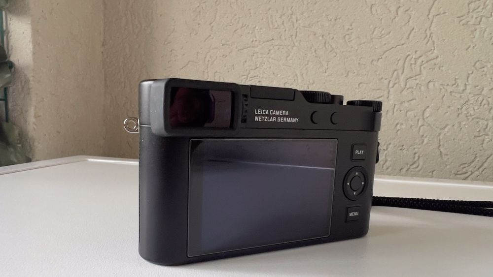 Leica D-LUX 8 Aparat Foto Compact Obiectiv Summilux 10.9–34mm F1.7-2.8