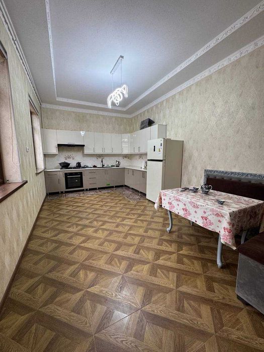 Таййор кириб яшидиган 7 хоналий  Ховли