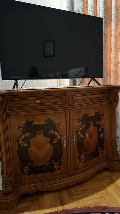 Vand mobila clasica, vintage