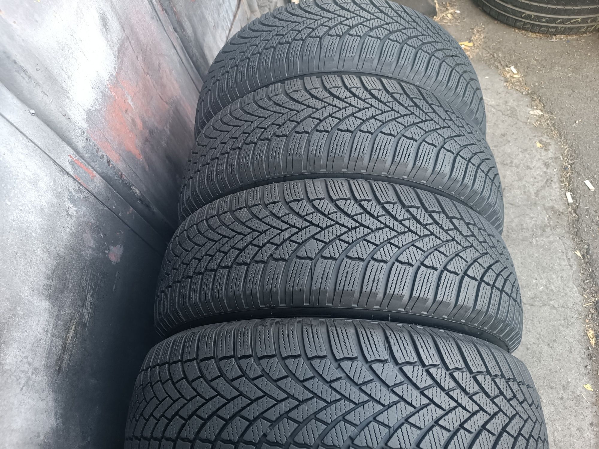 195/65/15 Bridgestone
