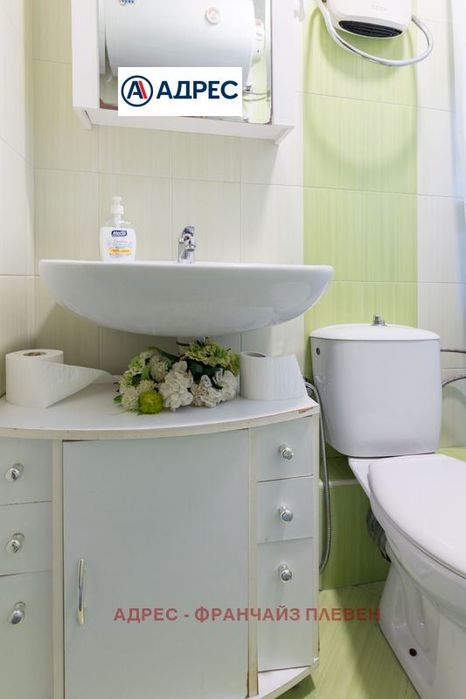 Продава се Тристаен апартамент в Плевен, Широк център - 85 кв.м за 1565 €/кв.м - Снимка #9