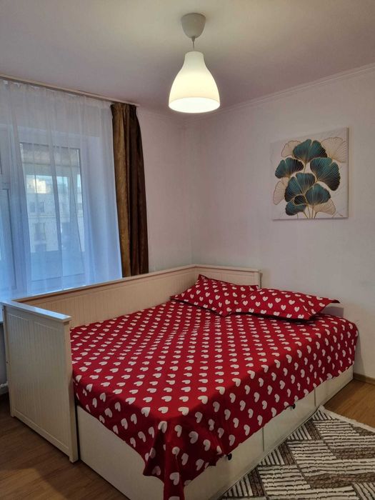Proprietar  Vand apartament cu 2 camere Piata Romana