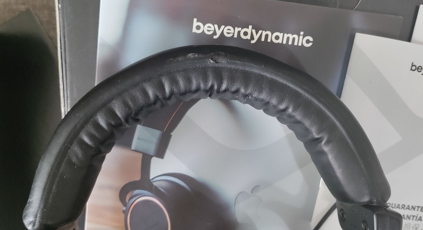 Продам наушники Beyerdynamic DT 770 Pro (80 ом)