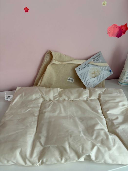 Бебешка възглавница 100% вълна Cotton Hug