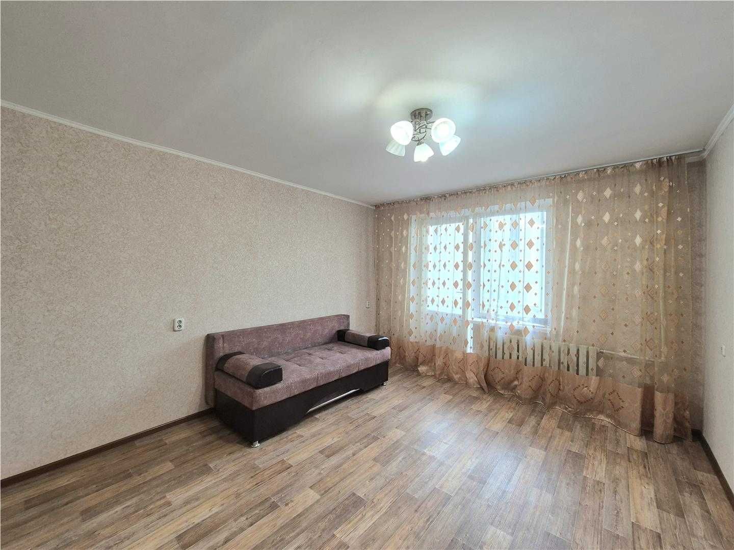 Продам 3-комн квартиру в отличном районе.
На 9 мкр на 2/9эт