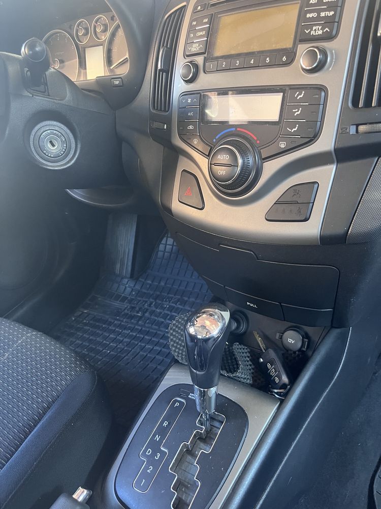 Hyundai i30 1.6i automatic 2007 (на части)