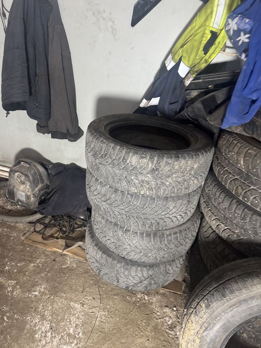 Шиповные покрышки