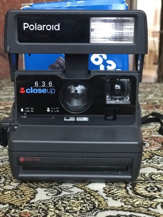 Продам фотоаппарат Полароид 636
