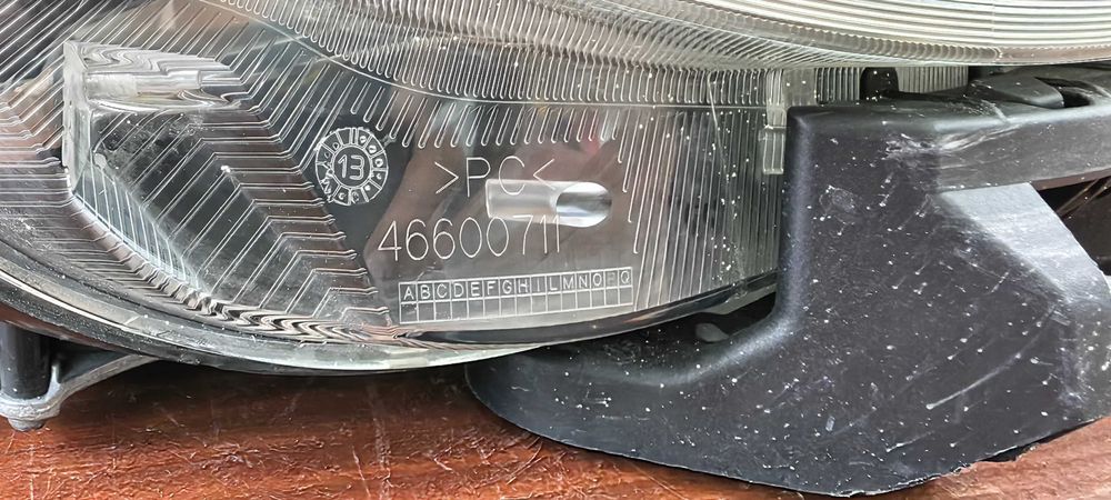 Фар за Alfa Romeo Gulietta / Алфа Ромео Жулиета