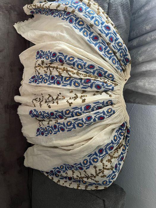 Vând ie tradițională