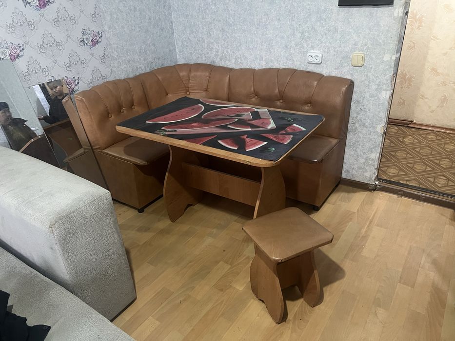Кухонная зона бесплатно самовывоз