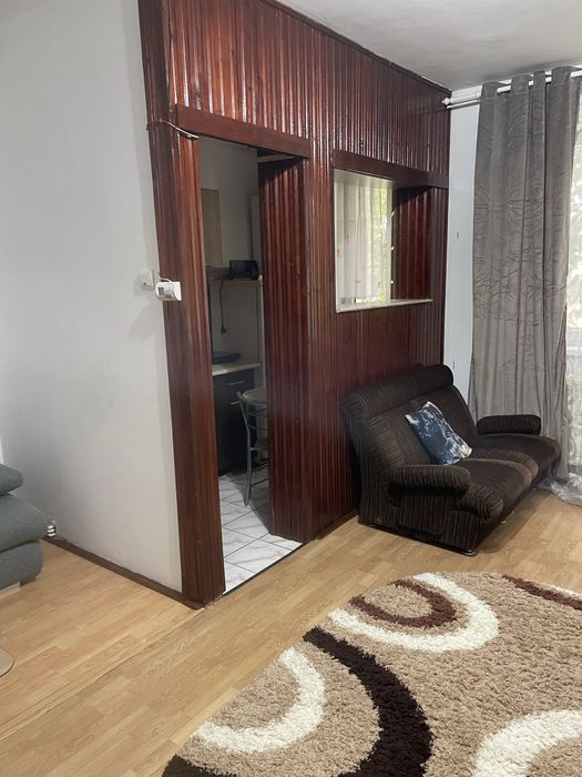 Ap.1camera de inchiriat