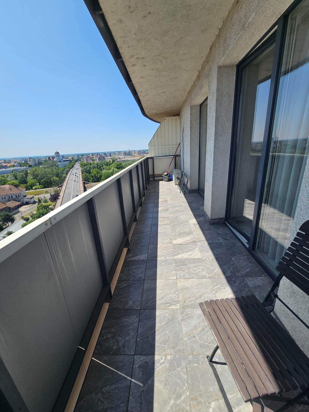 Chirie apartament zona Piața mare, 2 camere