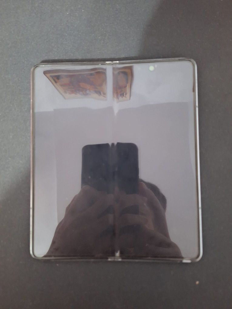 Vând/schimb samnsung galaxy z fold 5/256gb/12gb ram