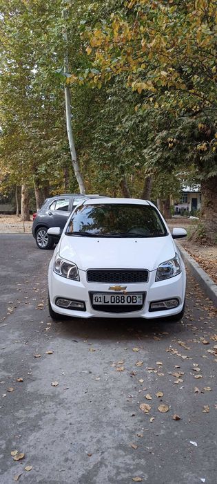 Сотилади Нехия 3  2021 йил 36000км