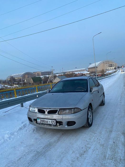 Митсубиси Каризма 97 1,8