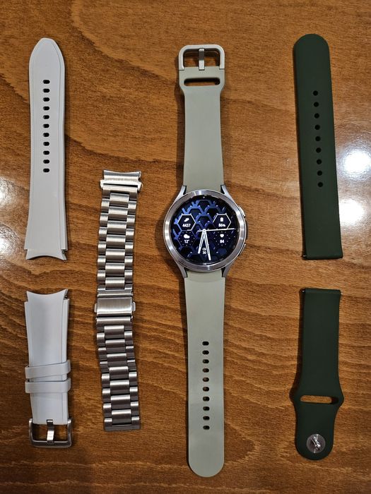 Смарт Часовник Smartwatch Samsung Galaxy Watch 4 Classic, 46mm,