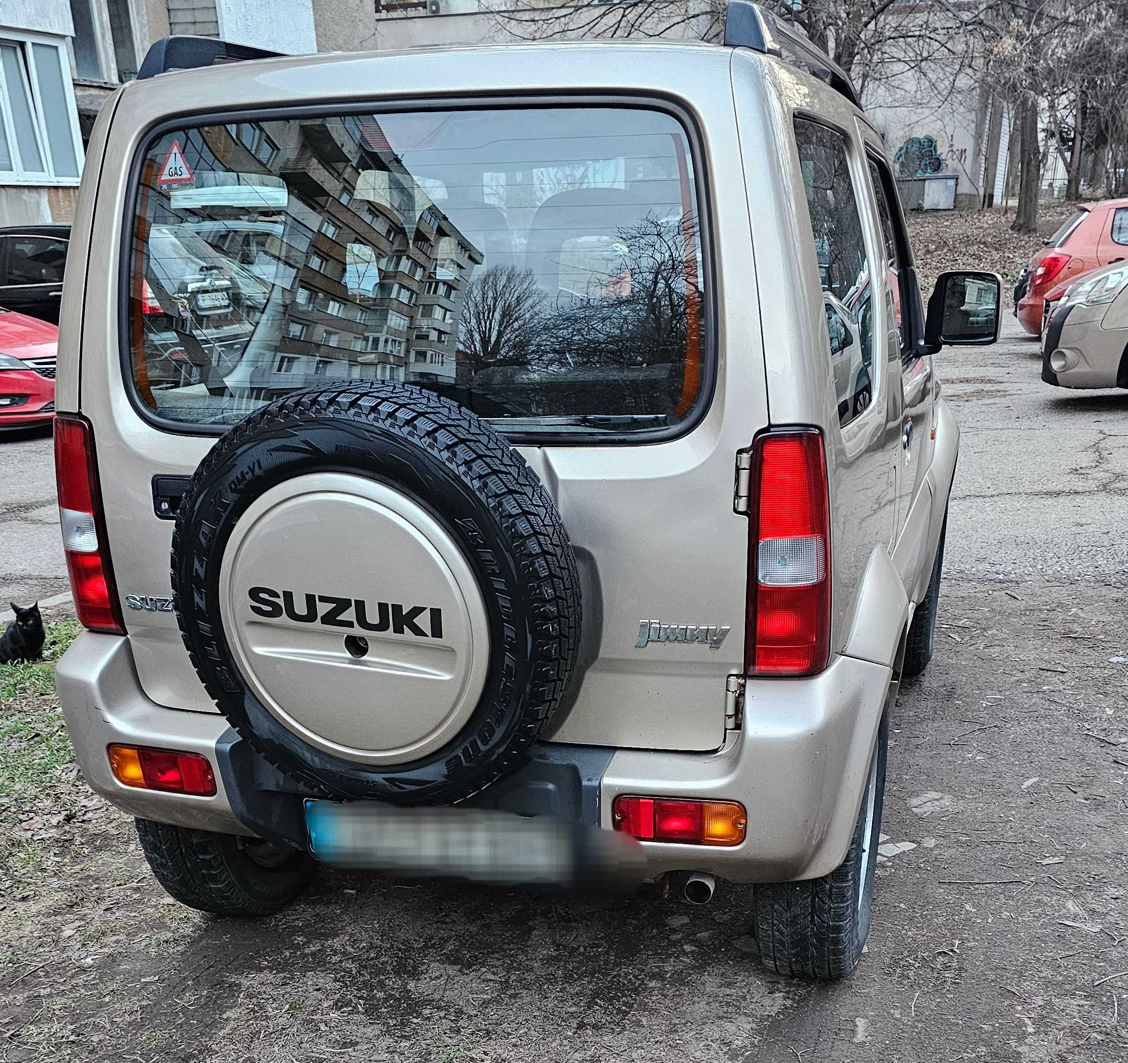 Suzuki Jimny на 146700 км, с газова уредба, лети джанти, багажник HAKR