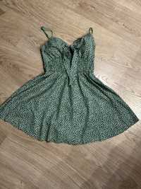 Зелена дамска рокля