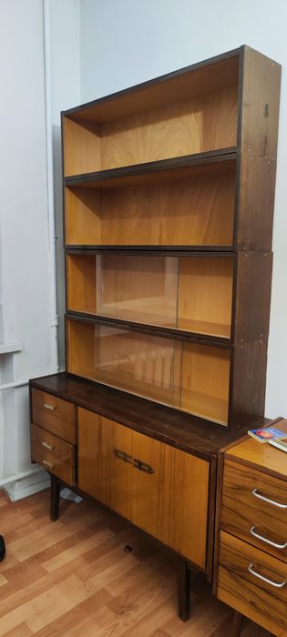 Книжные   полки.