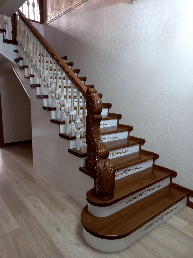 Лестницы деревянная мебель изготовим любой сложности