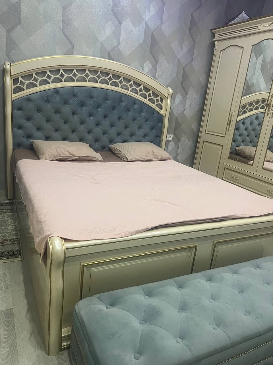 Yotoqxona mebeli komplekt. Hamma narsasi bor. 100% MDF