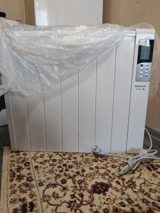 Нов не използван Конвектор с дистанционно управление таурус