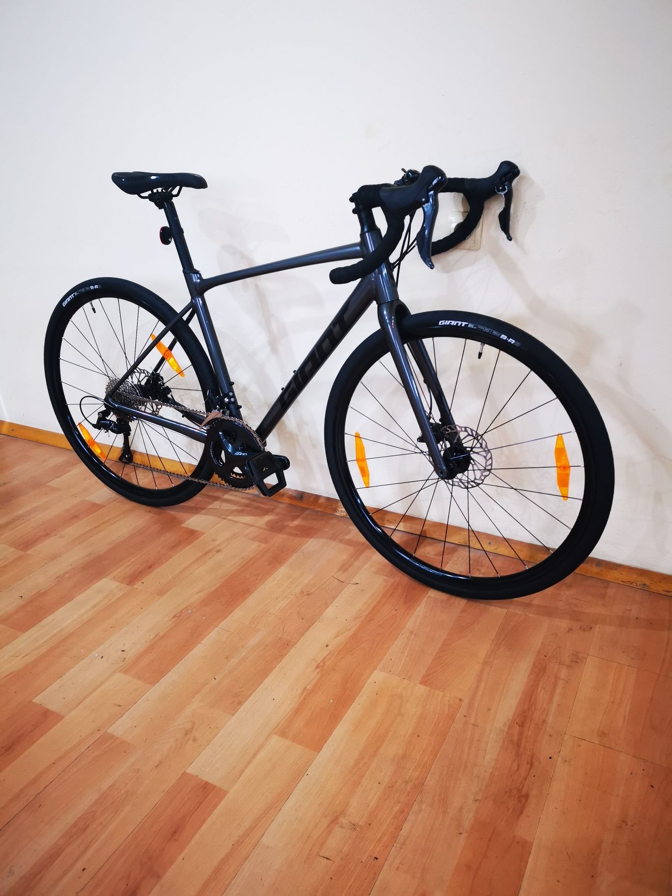 Bicicleta ciclocross gravel Giant Contend AR 3 2022 noua