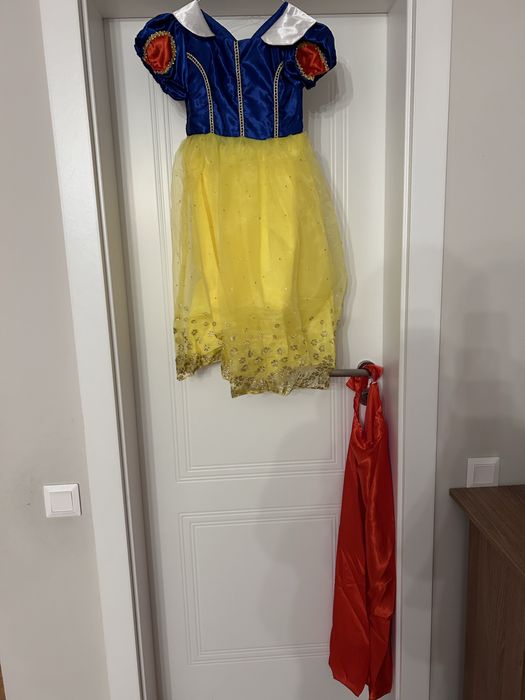 Rochie costum Halloween Alba ca zapada 5 - 6 ani