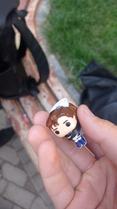 Игрушки очень странные дела продаю не дорого