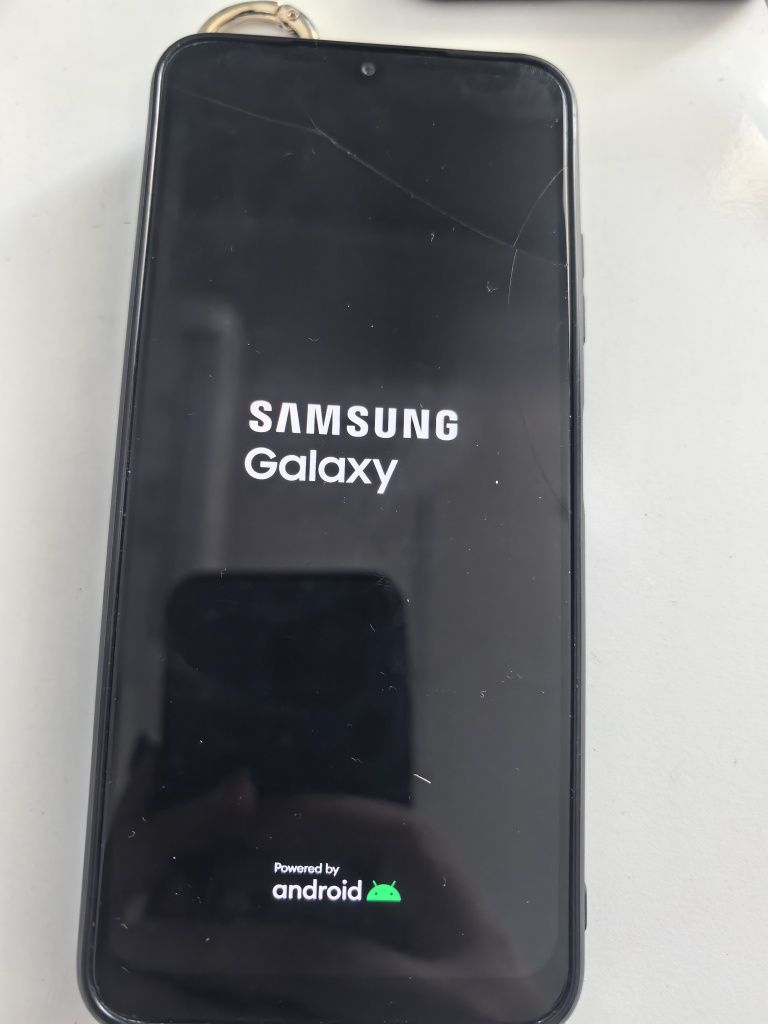 Продавам Samsung а22 5G
