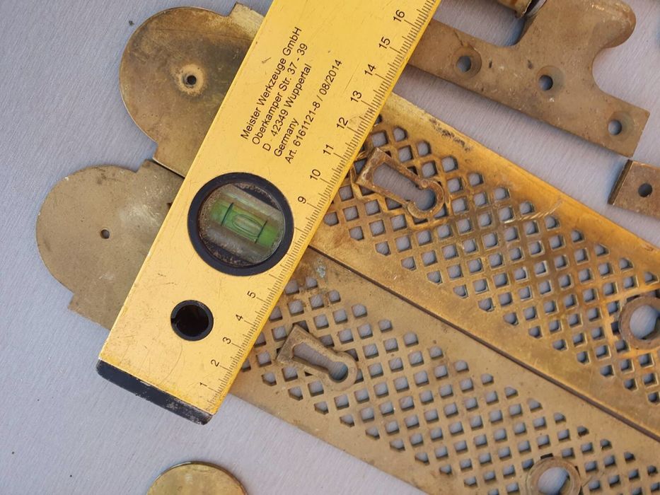 белгийски барокови дръжки за врата от месинг