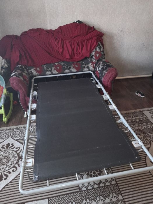 Продам диван б/у