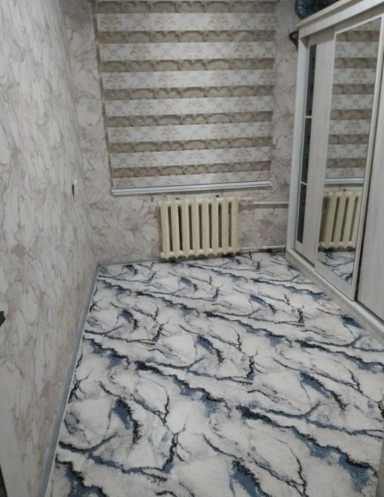 Продажа 1 хона 4 етаж 4 етажл 
Кора камиш 1/2 скори
44 кв
Балкон 2*6