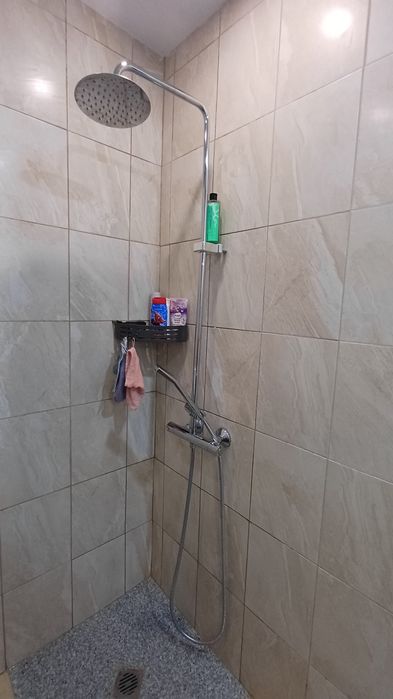 Душ система с фиксиран и подвижен душ