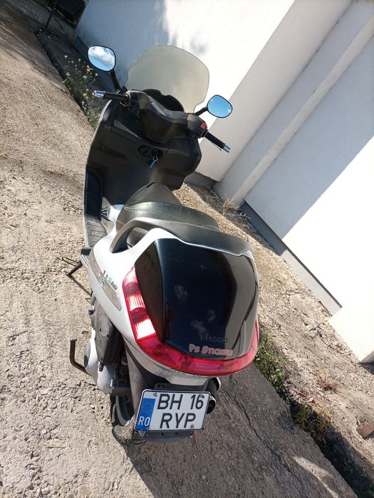 Vand Piaggio 200cc x8