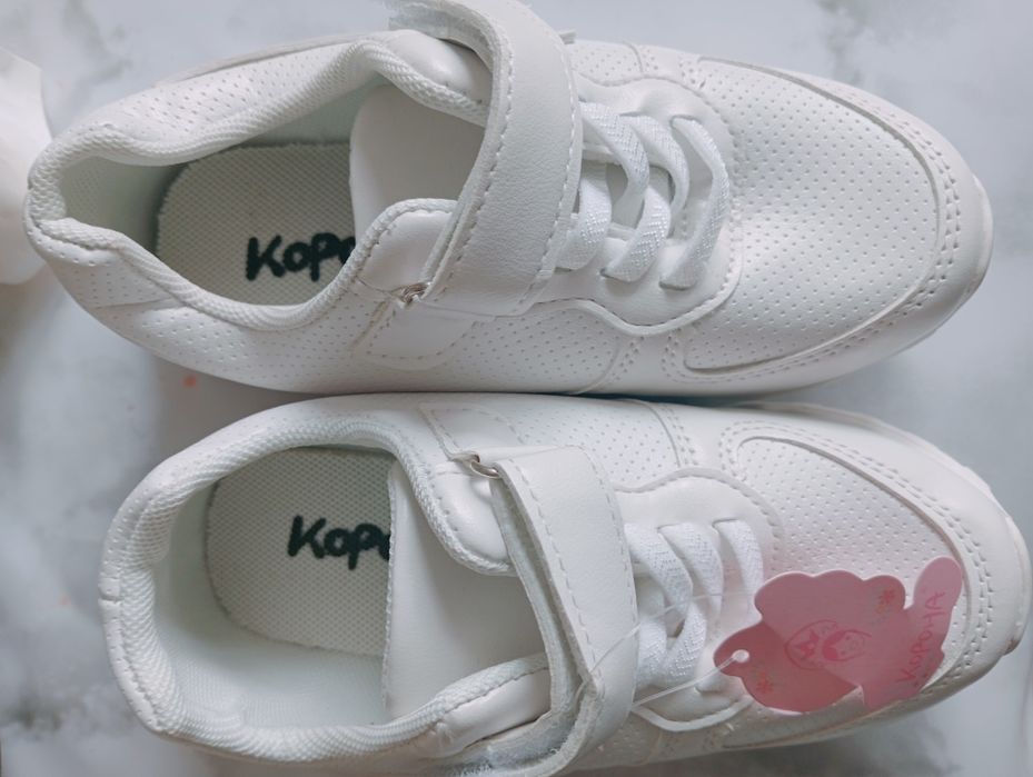 Кроссовки для девочккий