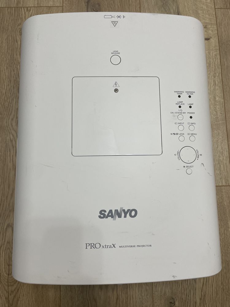 Проектор Sanyo PLC-XPL1000PL, профессиональный