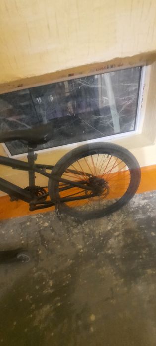 Велосипед продается едет все нормально но есть минусы