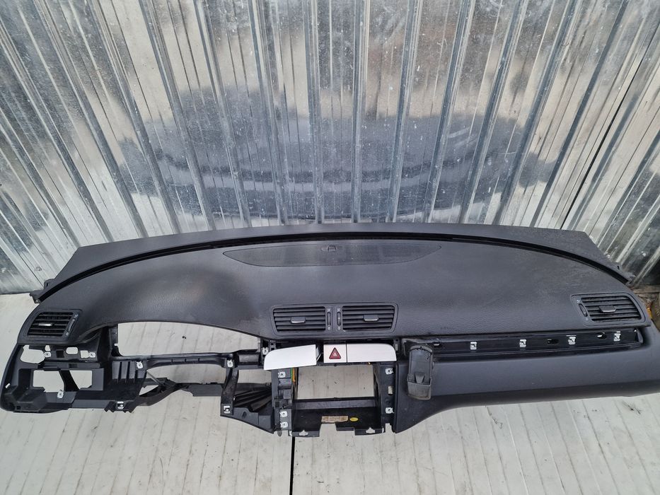 Plansa bord Vw Passat b6  an 2006-2010