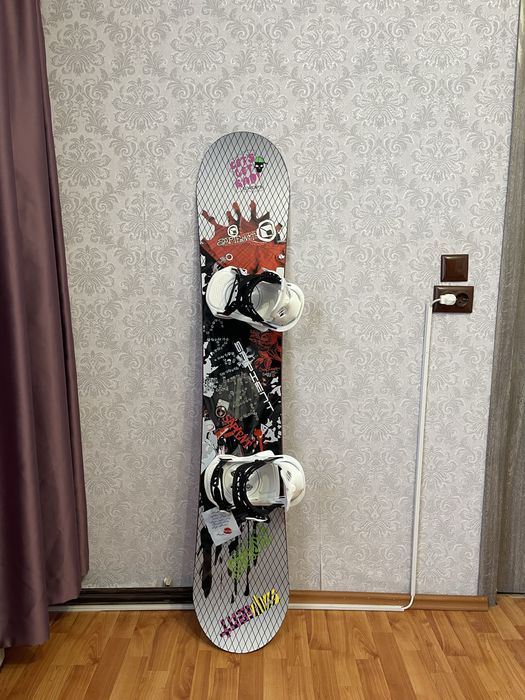 Placa snowboard 150 cm sapient cu legaturi