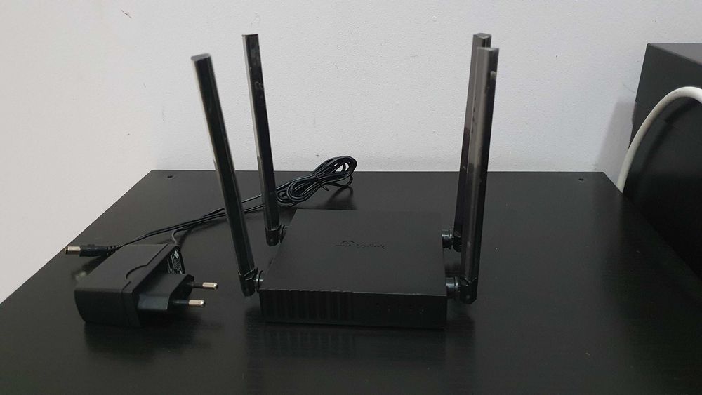 Рутер TP-Link Archer C54 AC1200 - като нов
