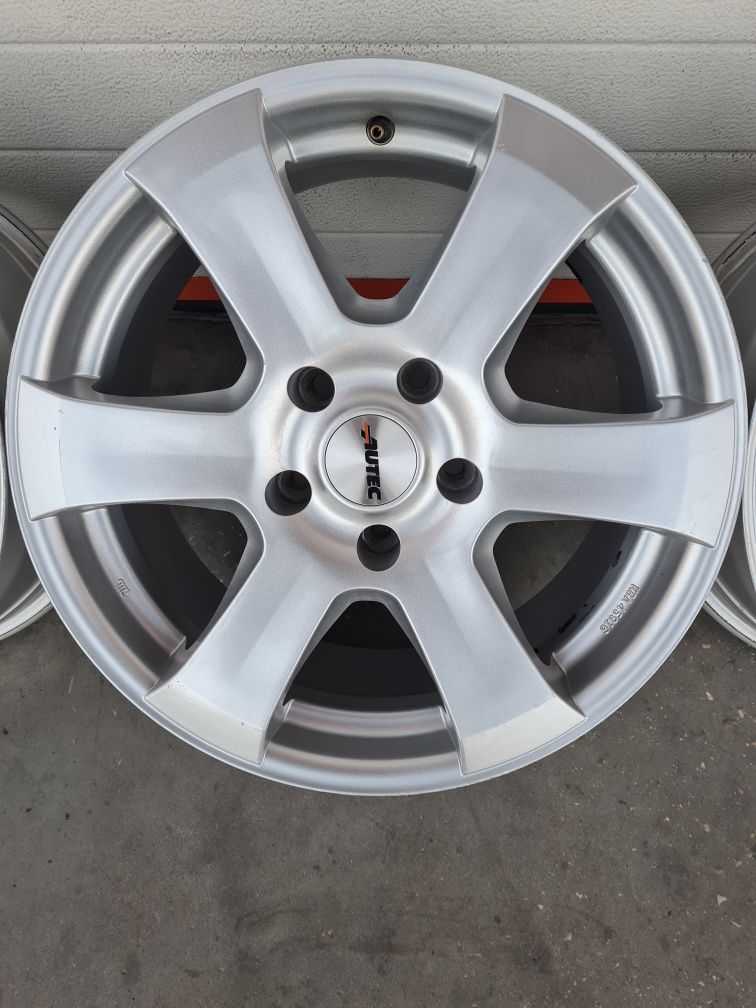 Джанти ALUTEC  за BMW E60 E39 R17 5x120 ET20 8J