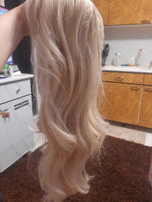 Нова дълга руса перука