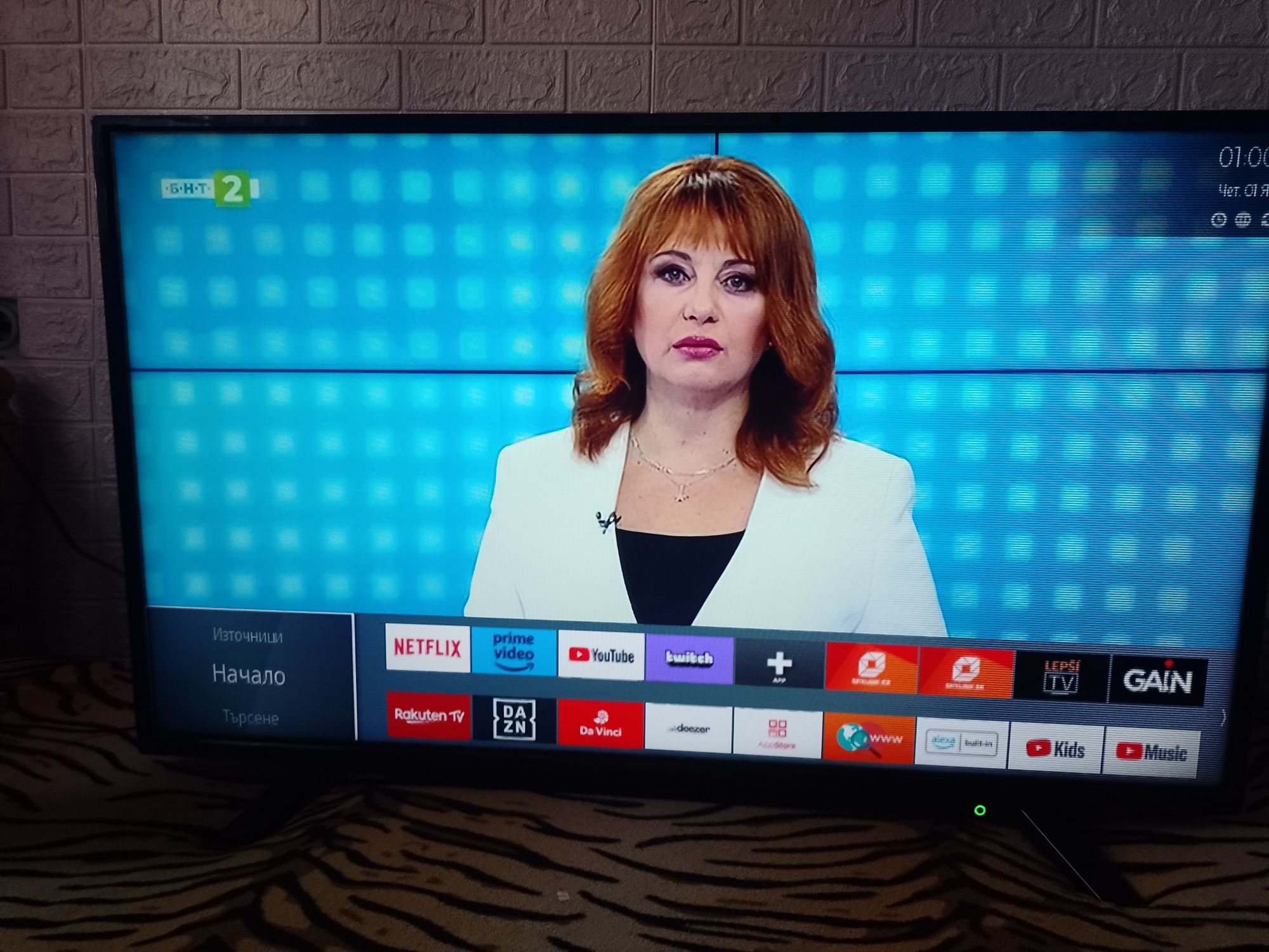 Led Smart телевизор  Toshiba 43"