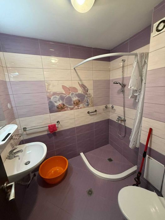 Двустаен апартамент под наем в района на Колхозен пазар