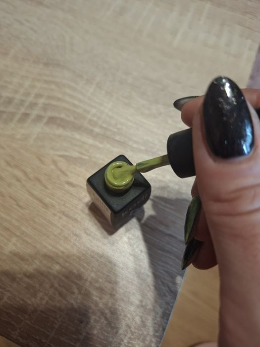 Гел.лакове. блускай, Cincinnati DNK,lukum